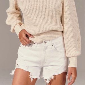 Abercrombie & Fitch Mid Rise Boyfriend Shorts